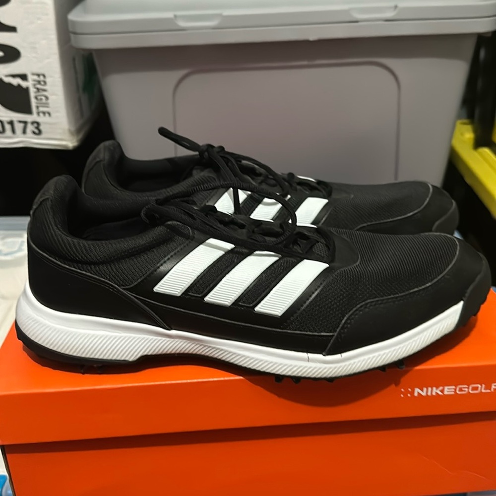 Size 14 Adidas Tech Response 2.0 Golf Shoes.